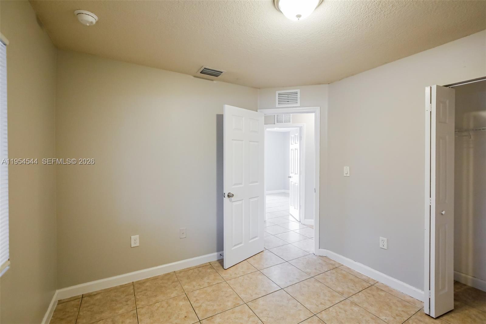 13660 Southwest 253rd Street Homestead, FL 33032 - Photo 11 of 18