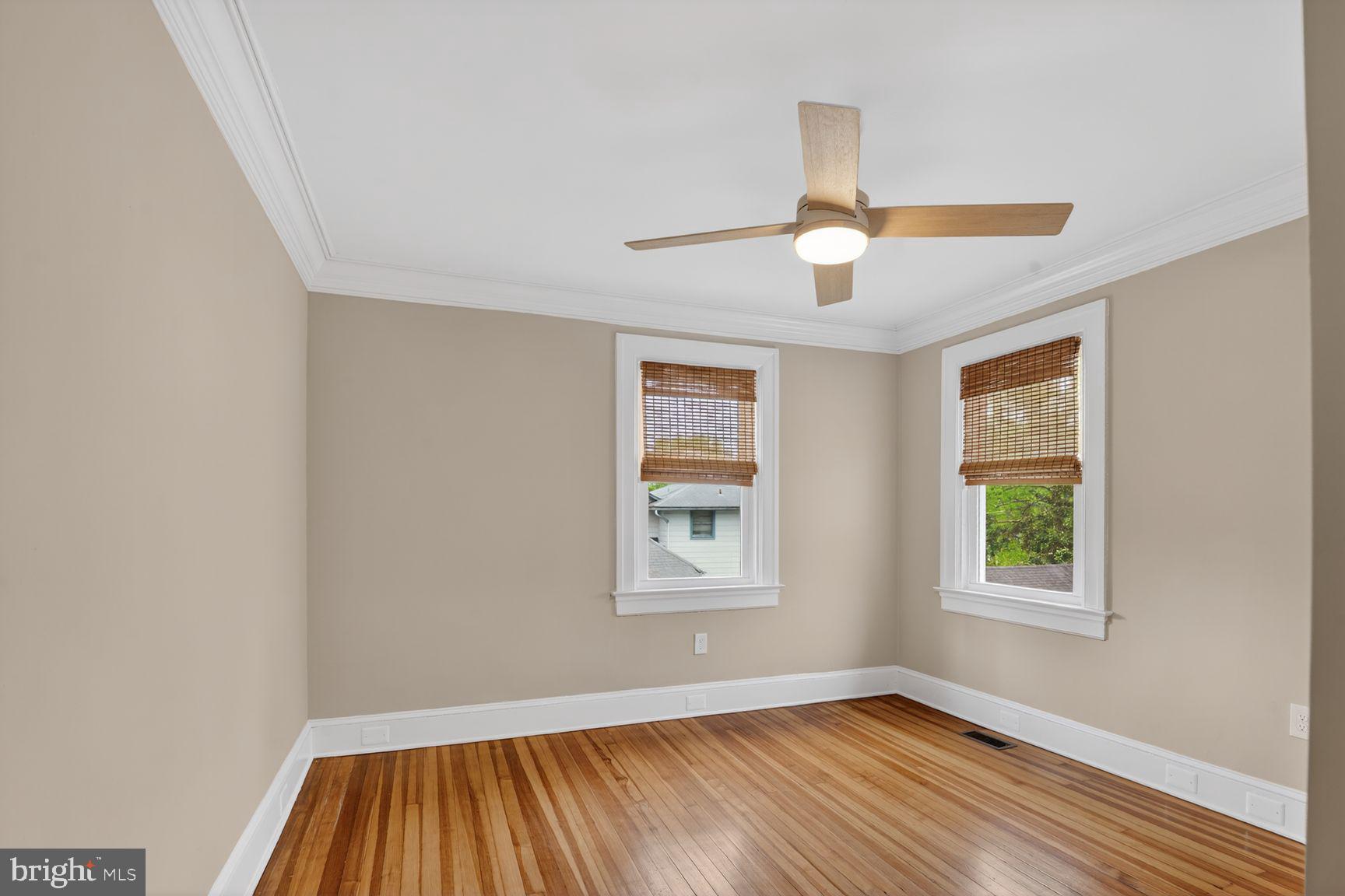 112 South Rolling Road Baltimore, MD 21228 - Photo 23 of 31 Gallery Image 23