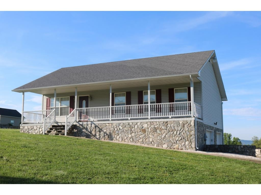 236 Anderson Loop Greeneville, TN 37743 - Photo 1 of 15 236 Anderson Loop