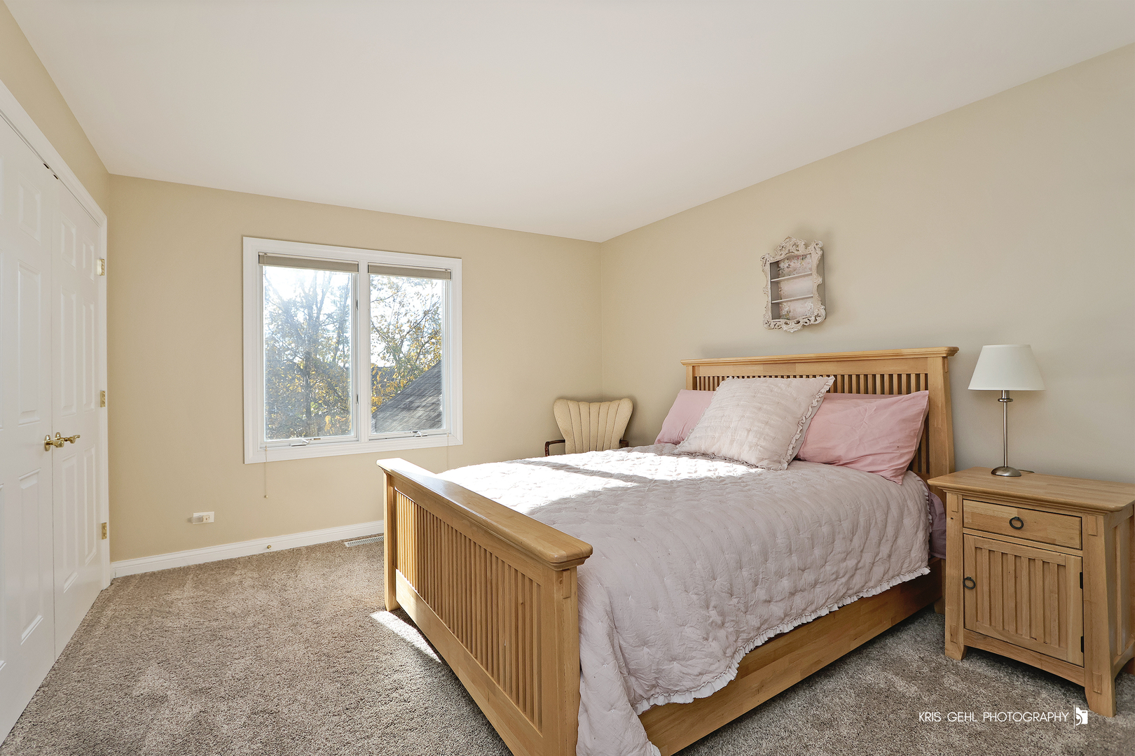 1265 Bayshore Drive Antioch, IL 60002 - Photo 23 of 42 a bedroom with a bed and a window