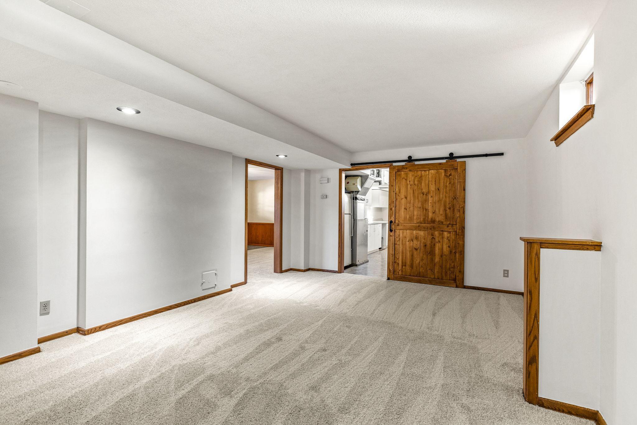 2310 Jones Place Bloomington, MN 55431 - Photo 20 of 40