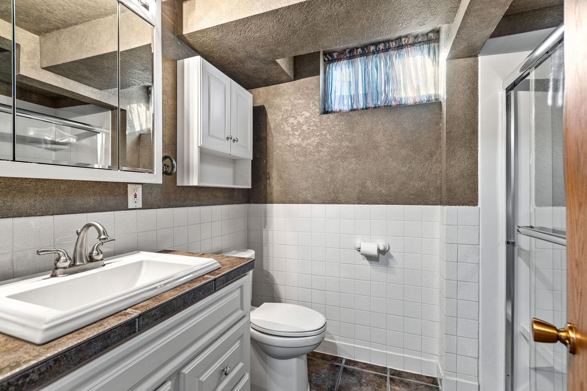 2310 Jones Place Bloomington, MN 55431 - Photo 28 of 40