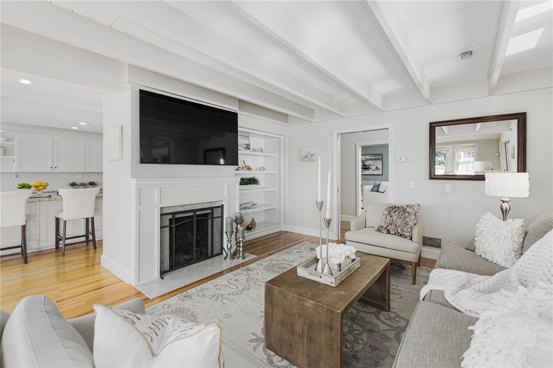 66 Dory Road Warwick, RI 02886 - Photo 11 of 48