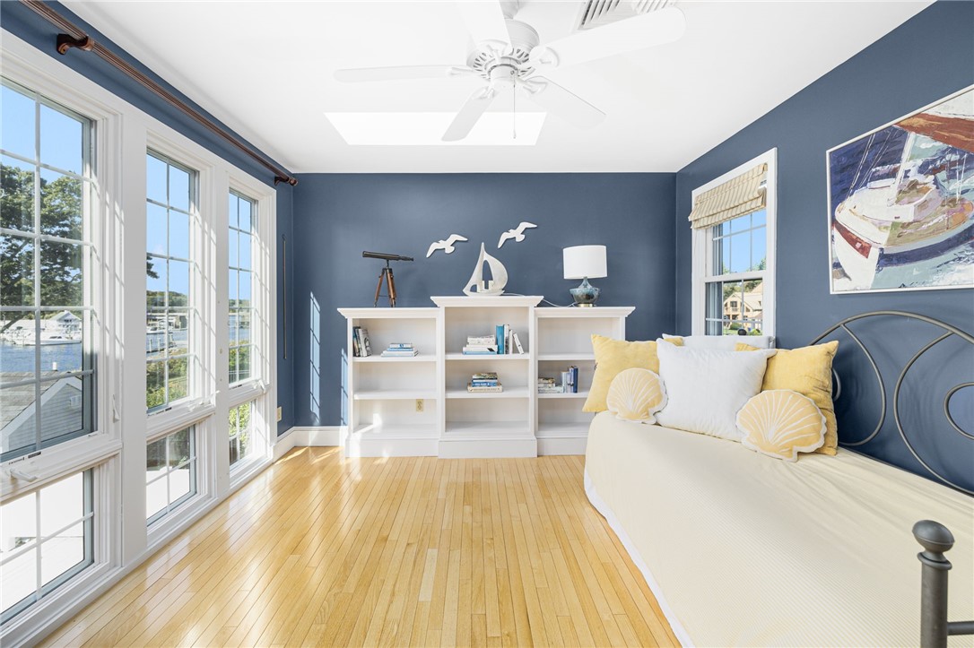 66 Dory Road Warwick, RI 02886 - Photo 22 of 48