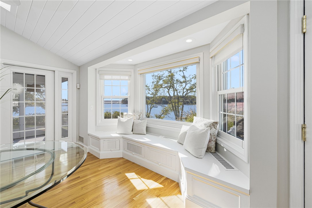 66 Dory Road Warwick, RI 02886 - Photo 9 of 48