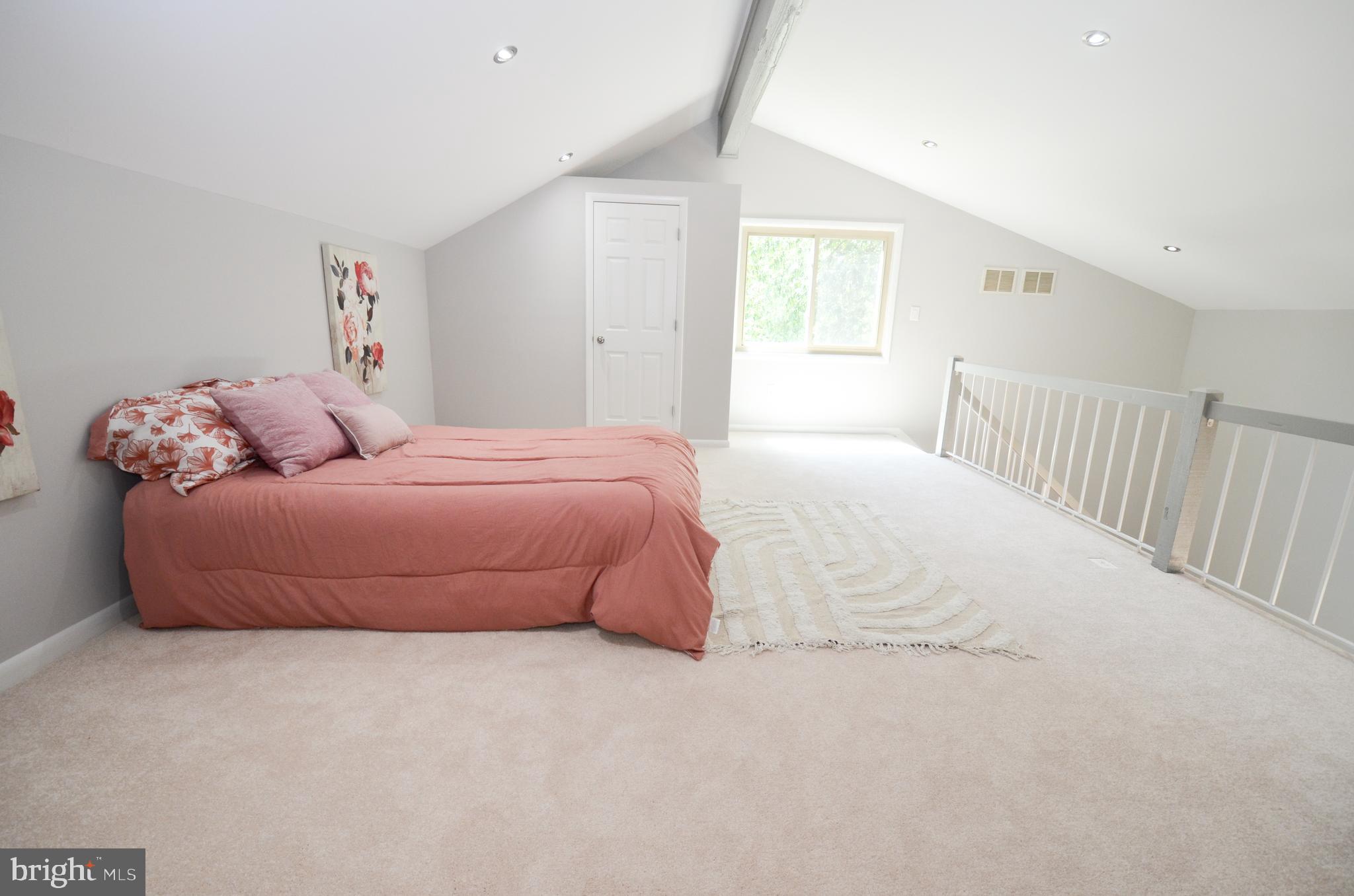 10601 Fiesta Road Fairfax, VA 22032 - Photo 36 of 58 a bedroom with a bed and window