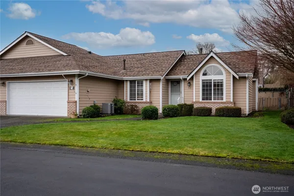 $465,000 | 33 Lakewood Oaks Drive Southwest, Lakewood, WA 98499