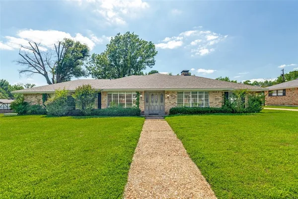 $387,500 | 2500 Brookhaven Drive, Denison, TX 75020
