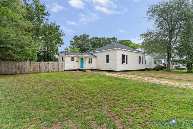 $314,900 | 166 Wright Avenue, Colonial Heights, VA 23834