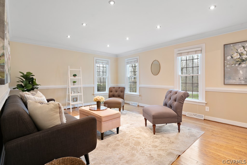 13720 Thorngate Road Midlothian, VA 23113 - Photo 10 of 47 a living room with furniture and a wooden floor