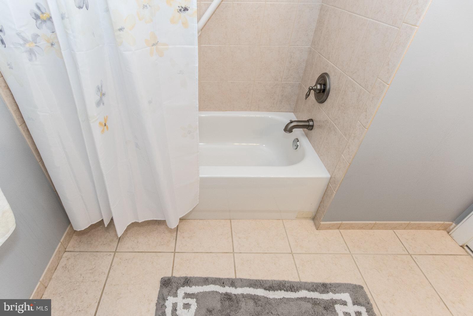 1630 Welsh Road, Unit 15B Philadelphia, PA 19115 - Photo 47 of 58 Gallery Image 47