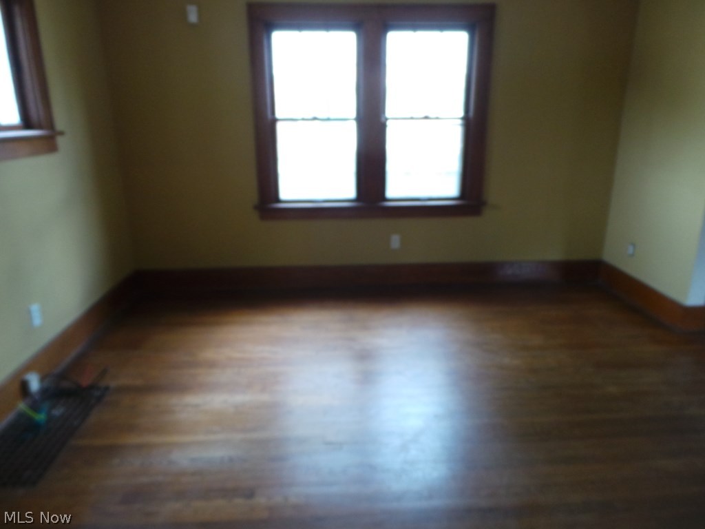 1056 Chalker Street Akron, OH 44310 - Photo 3 of 10 Gallery Image 3