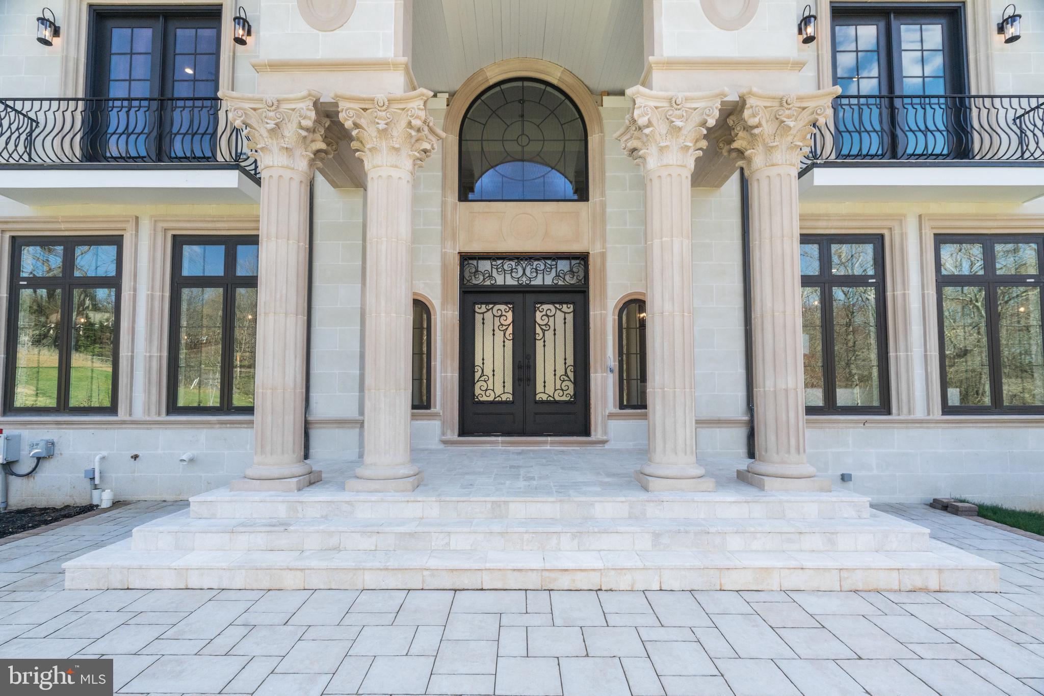 1033 Bellview Road McLean, VA 22102 - Photo 5 of 64