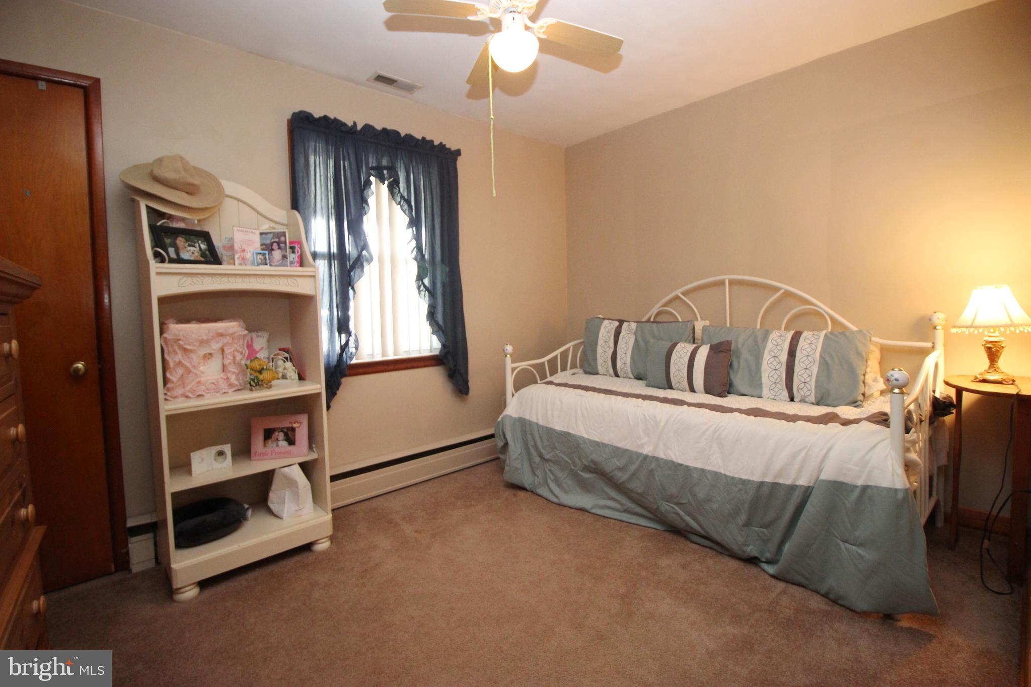 492 Edinburg Road Hamilton, NJ 08619 - Photo 13 of 22