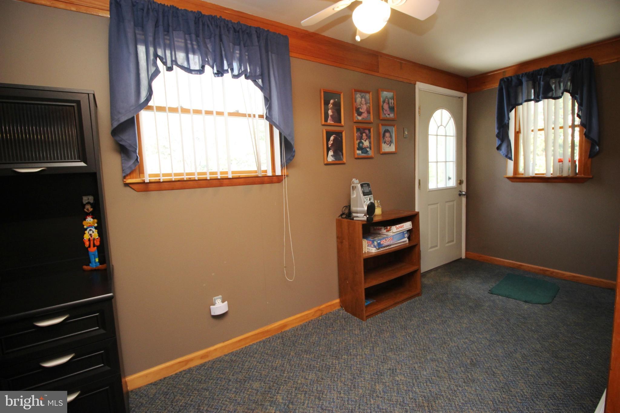 492 Edinburg Road Hamilton, NJ 08619 - Photo 9 of 22