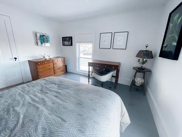 $1,250,000 | 27 Clamshell Alley, Vinalhaven, ME 04863