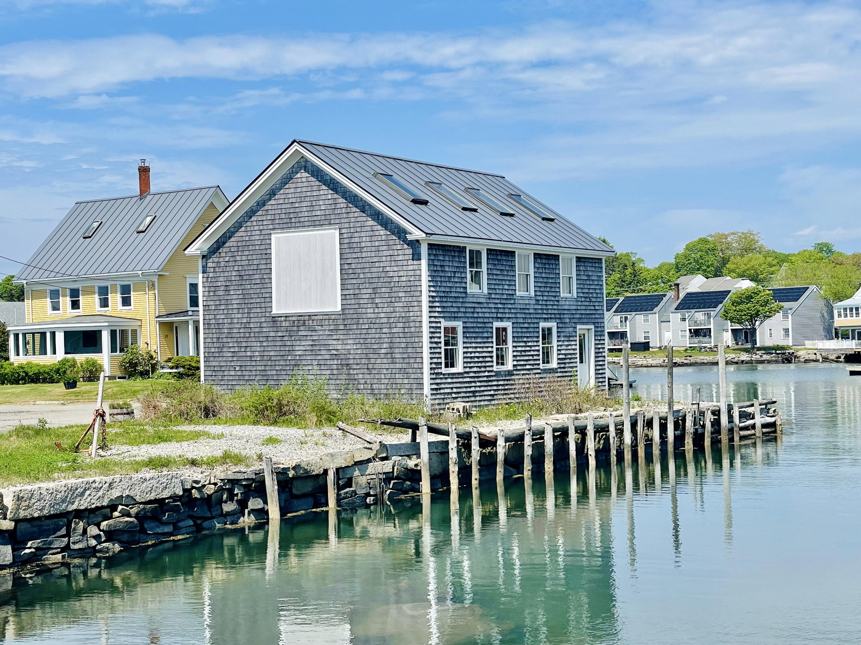 27 Clamshell Alley Vinalhaven, ME 04863 - Photo 26 of 36 IMG_5244