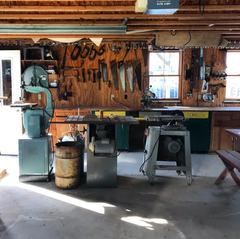 $1,250,000 | 27 Clamshell Alley, Vinalhaven, ME 04863