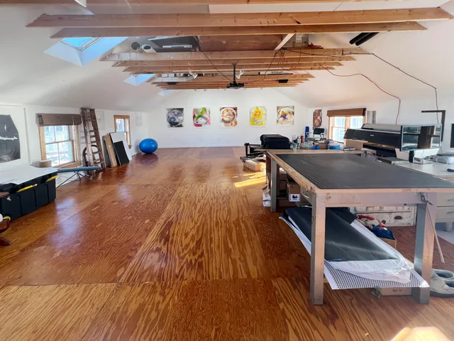 $1,250,000 | 27 Clamshell Alley, Vinalhaven, ME 04863