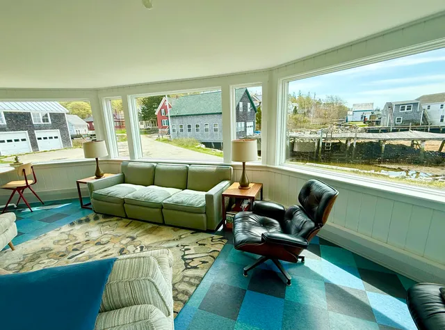 $1,250,000 | 27 Clamshell Alley, Vinalhaven, ME 04863