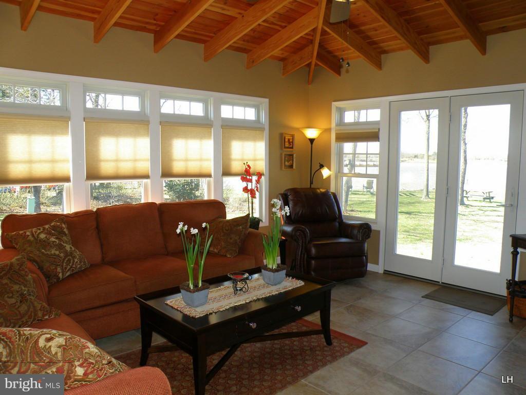 510 Pear Tree Point Road Chestertown, MD 21620 - Photo 7 of 30 Family Room
