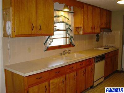 11124 Bethel Road Fort Wayne, IN 46818 - Photo 5 of 10