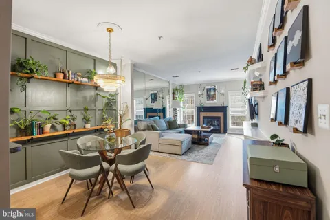 $329,900 | 4654 Lambert Drive, Alexandria, VA 22311