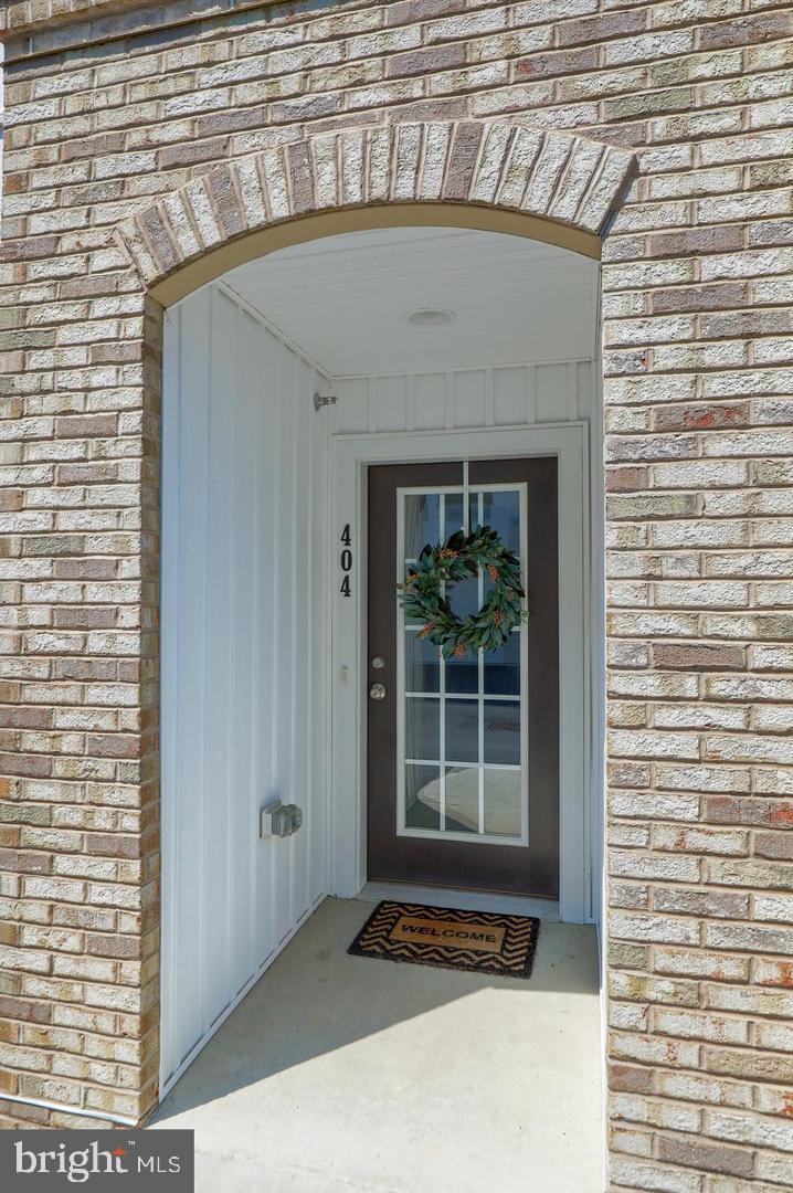 404 Mayer Place Lancaster, PA 17601 - Photo 2 of 15