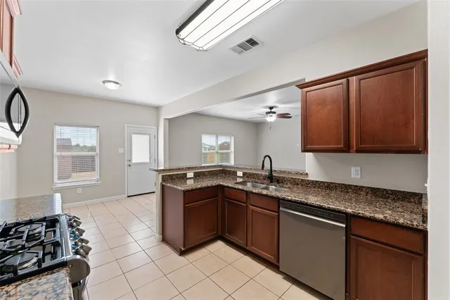 $300,000 | 504 Riverbed Drive, Crowley, TX 76036