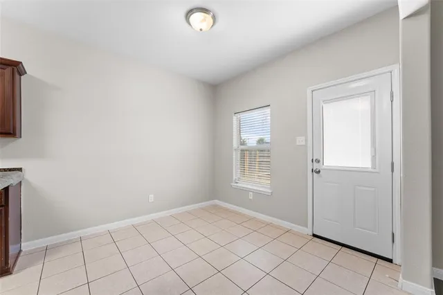 $300,000 | 504 Riverbed Drive, Crowley, TX 76036