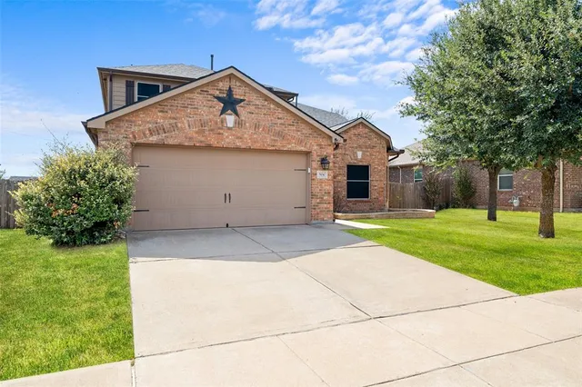 $300,000 | 504 Riverbed Drive, Crowley, TX 76036