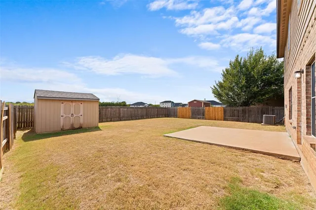 $300,000 | 504 Riverbed Drive, Crowley, TX 76036