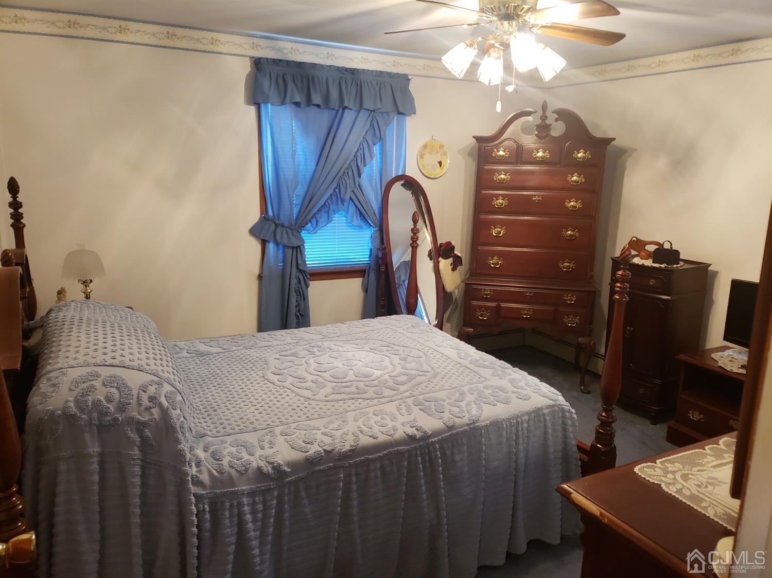 53 West Cliff Road Colonia, NJ 07067 - Photo 7 of 12 First floor main bedroom
