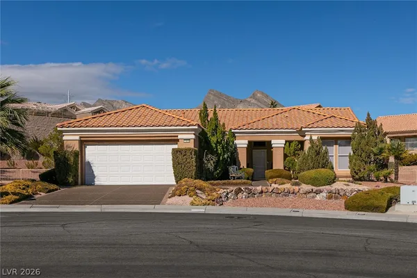 $2,400 | 11016 Clarion Lane, Las Vegas, NV 89134