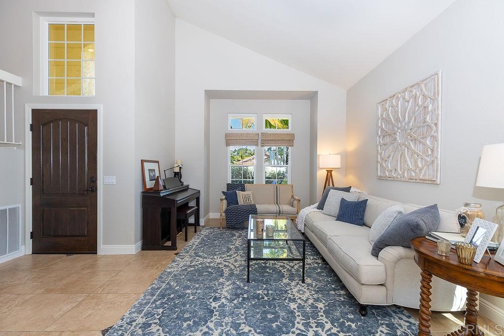 1965 Avenida La Posta Encinitas, CA 92024 - Photo 5 of 23