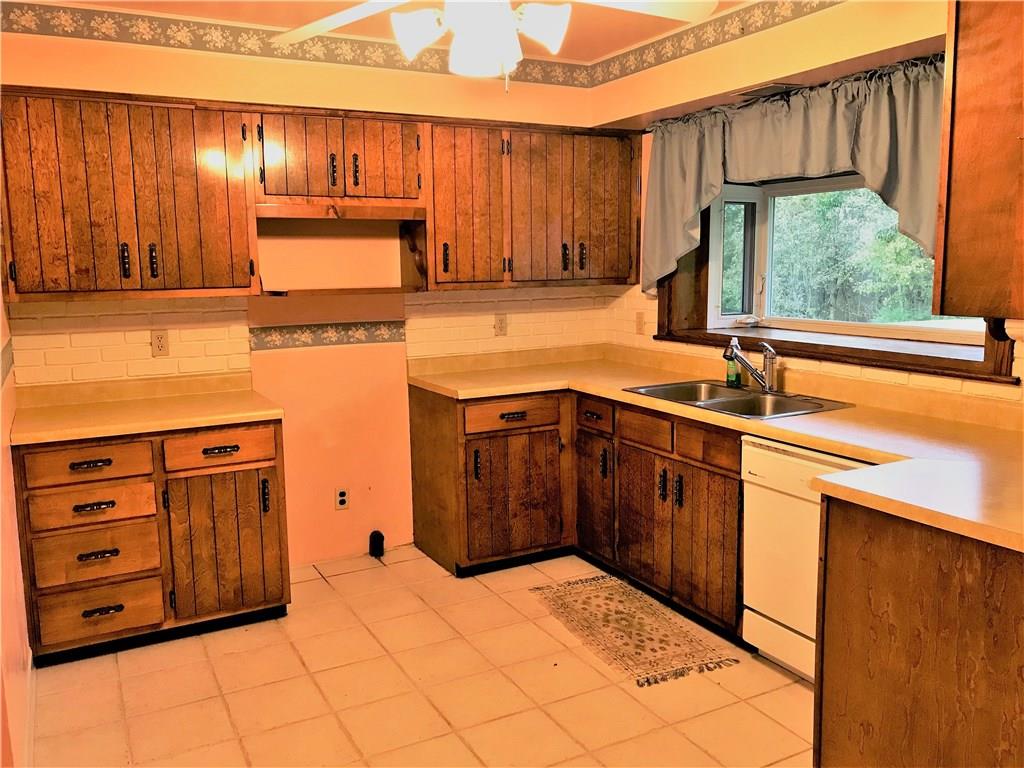 2020 Chicora Road Chicora, PA 16025 - Photo 12 of 22