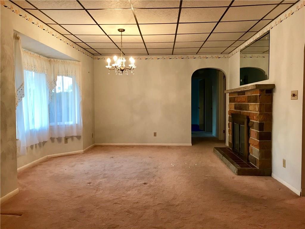 2020 Chicora Road Chicora, PA 16025 - Photo 7 of 22 Dining room