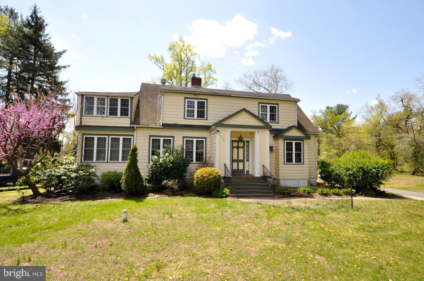 870 Powell Road Mount Holly, NJ 08060 - Photo 2 of 41