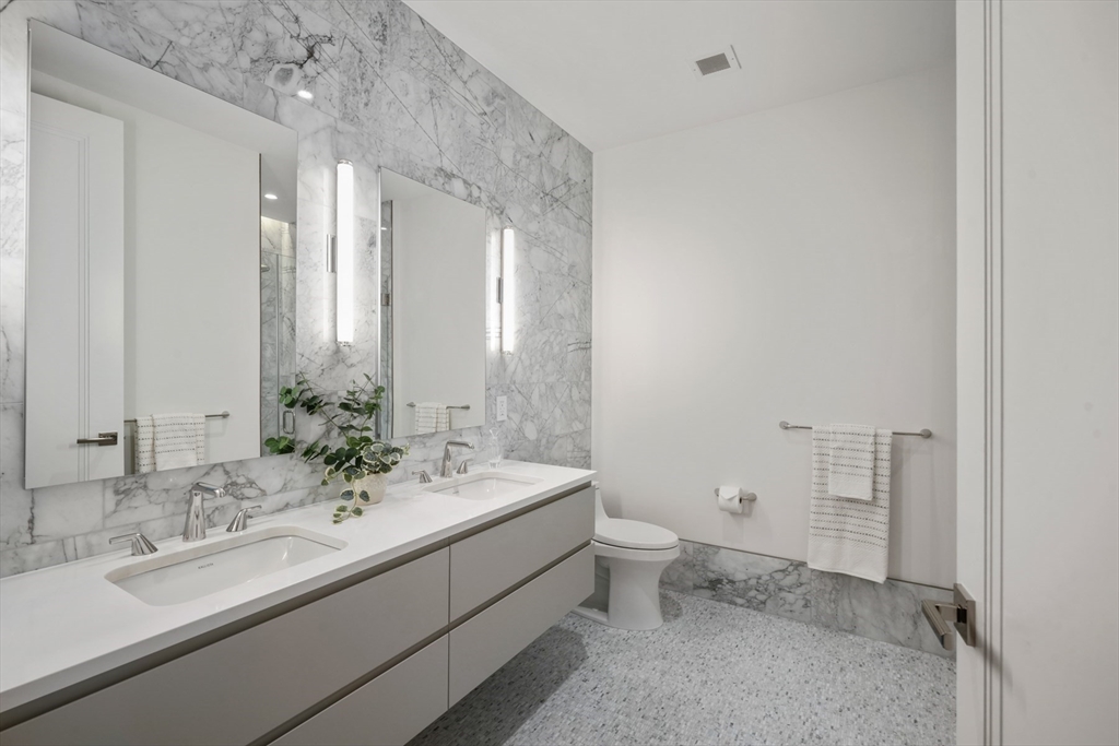 110 Sudbury Street, Unit 3604 Boston, MA 02114 - Photo 15 of 42