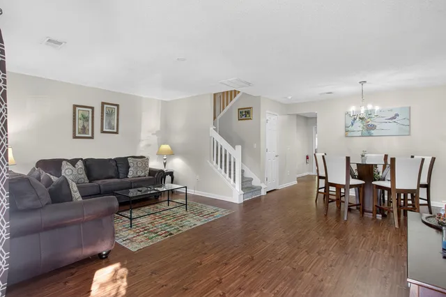 $189,900 | 8058 Shadow Oak Drive, North Charleston, SC 29406