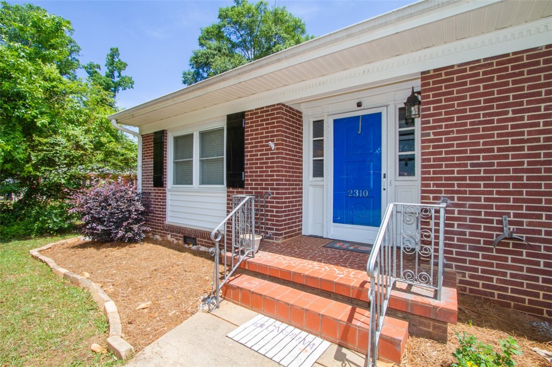 2310 Bellview Road Anderson, SC 29621 - Photo 4 of 46