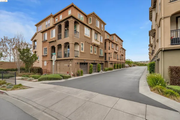 $898,888 | 5659 Daylily Street, Newark, CA 94560