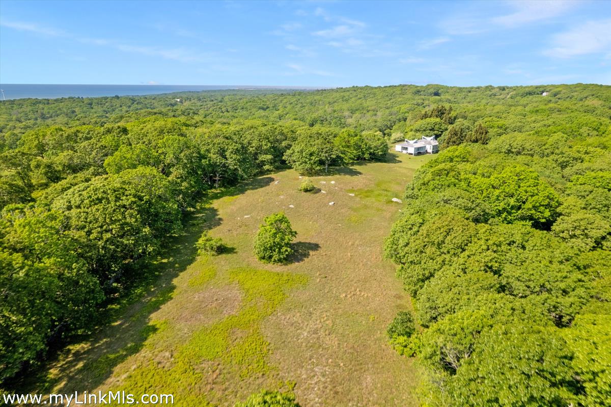 44 Cencelle Chilmark, MA 02535 - Photo 3 of 51