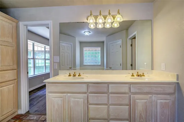 $2,400 | 225 Rs County Road 1278, Emory, TX 75440