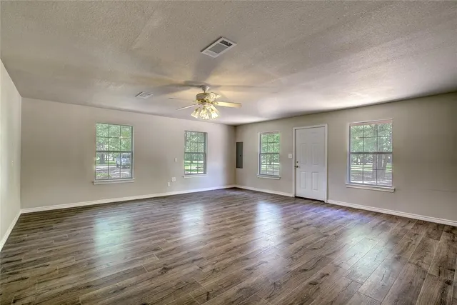 $2,400 | 225 Rs County Road 1278, Emory, TX 75440