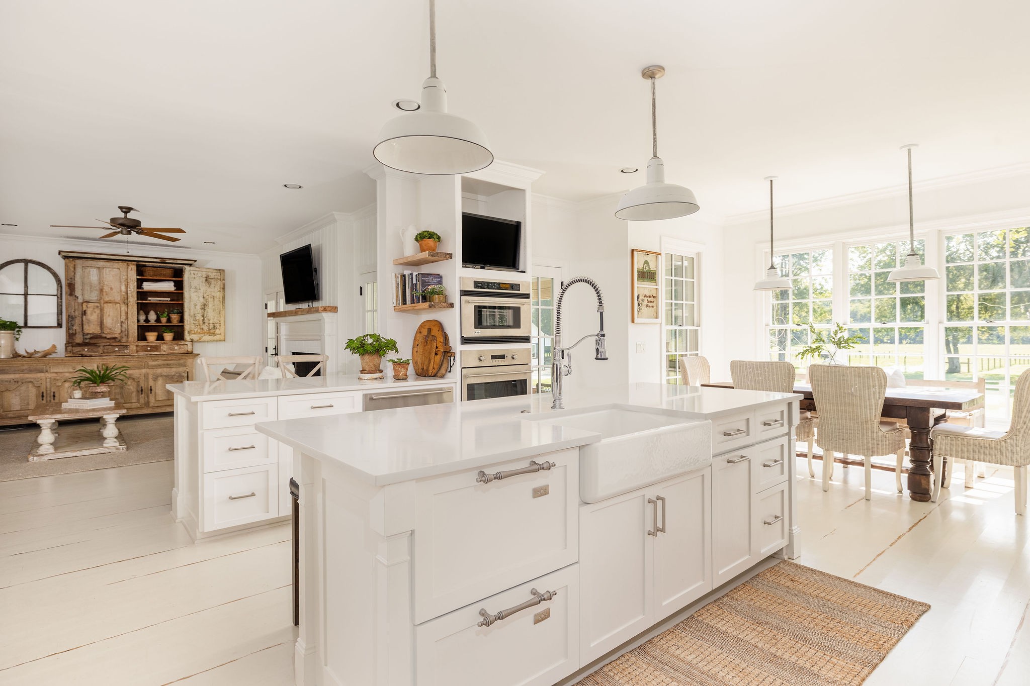 5178 Old Harding Road Franklin, TN 37064 - Photo 13 of 70 a kitchen with stainless steel appliances kitchen island granite countertop a sink and cabinets