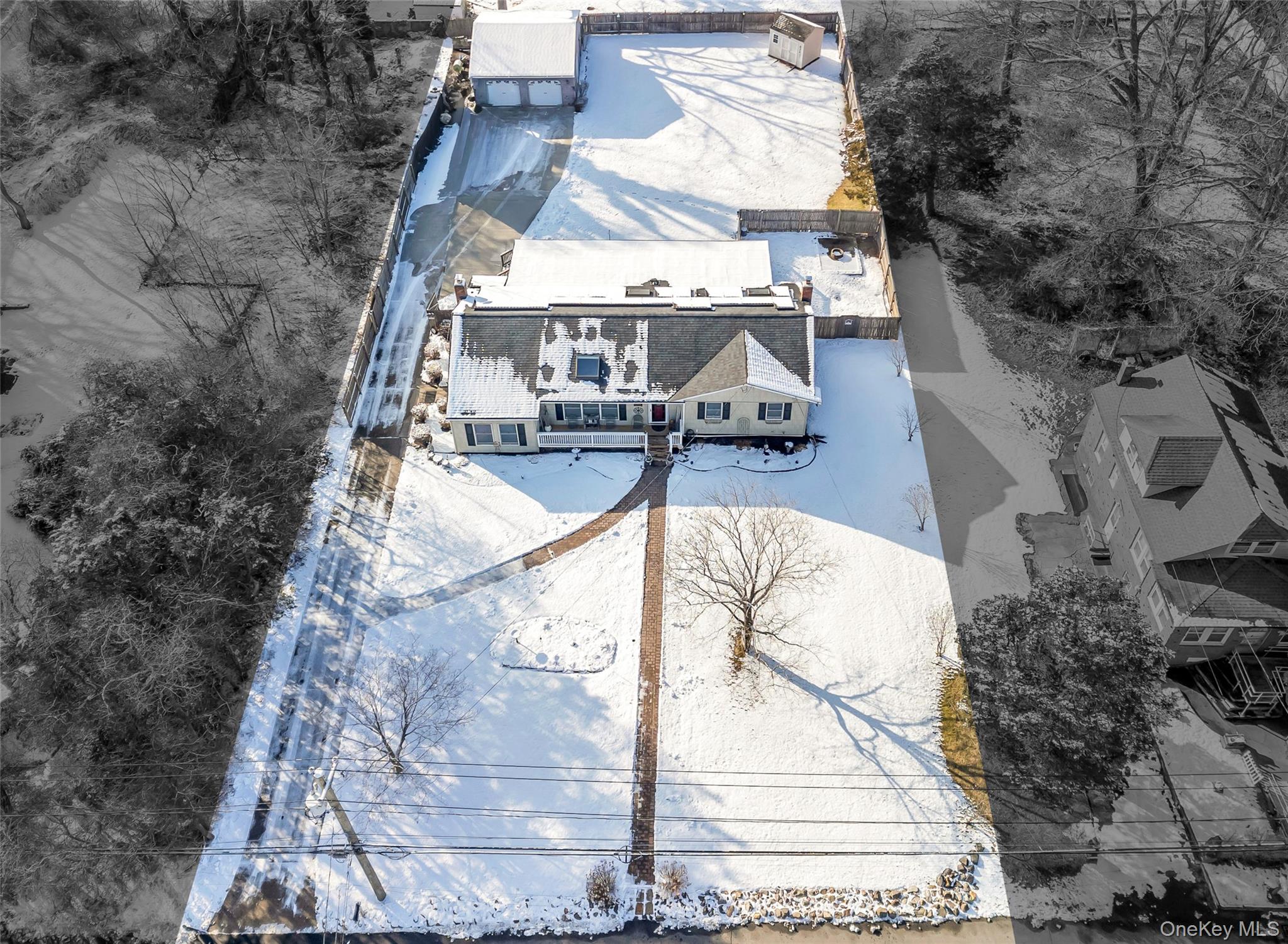 110 Dare Road Selden, NY 11784 - Photo 5 of 44