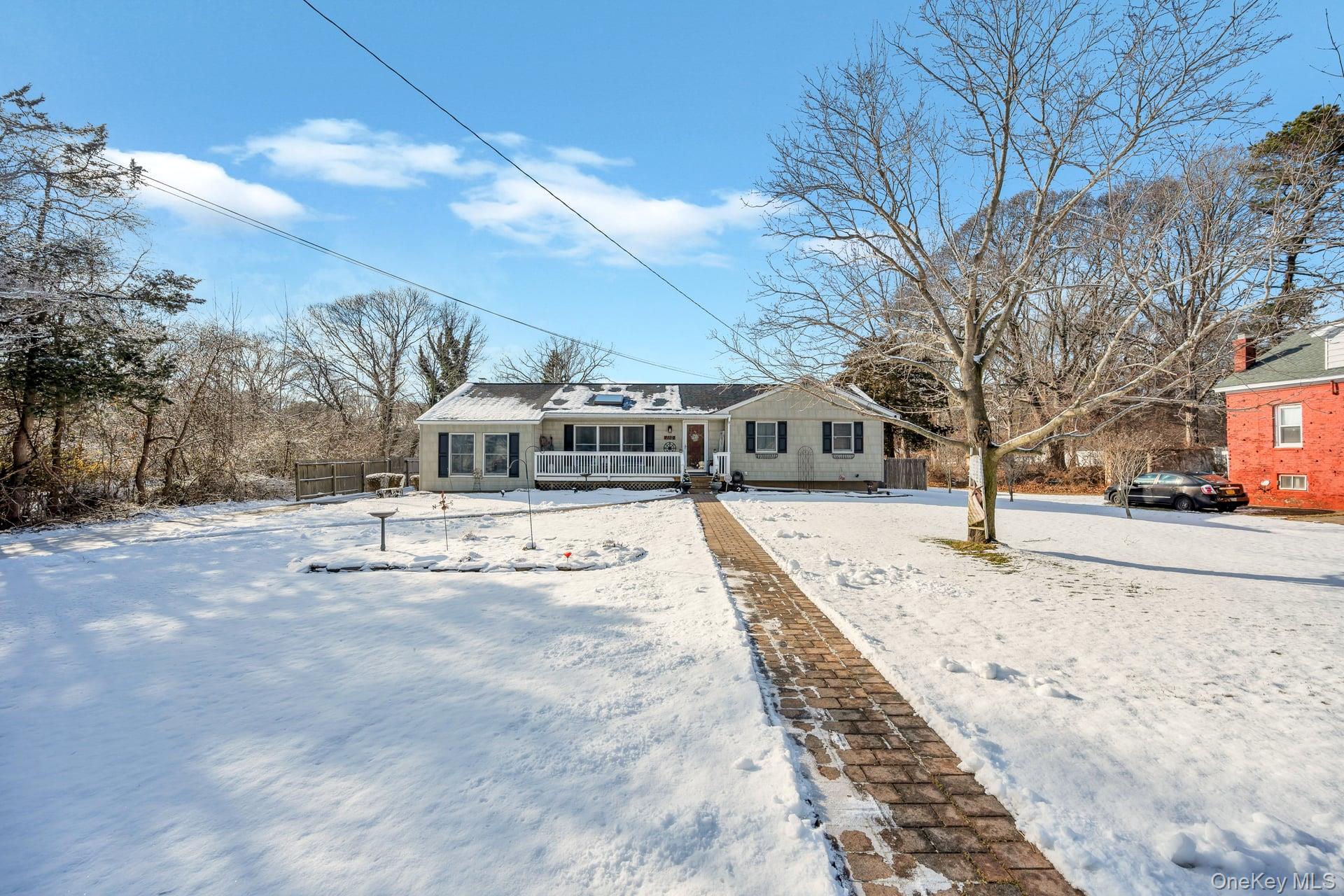 110 Dare Road Selden, NY 11784 - Photo 6 of 44