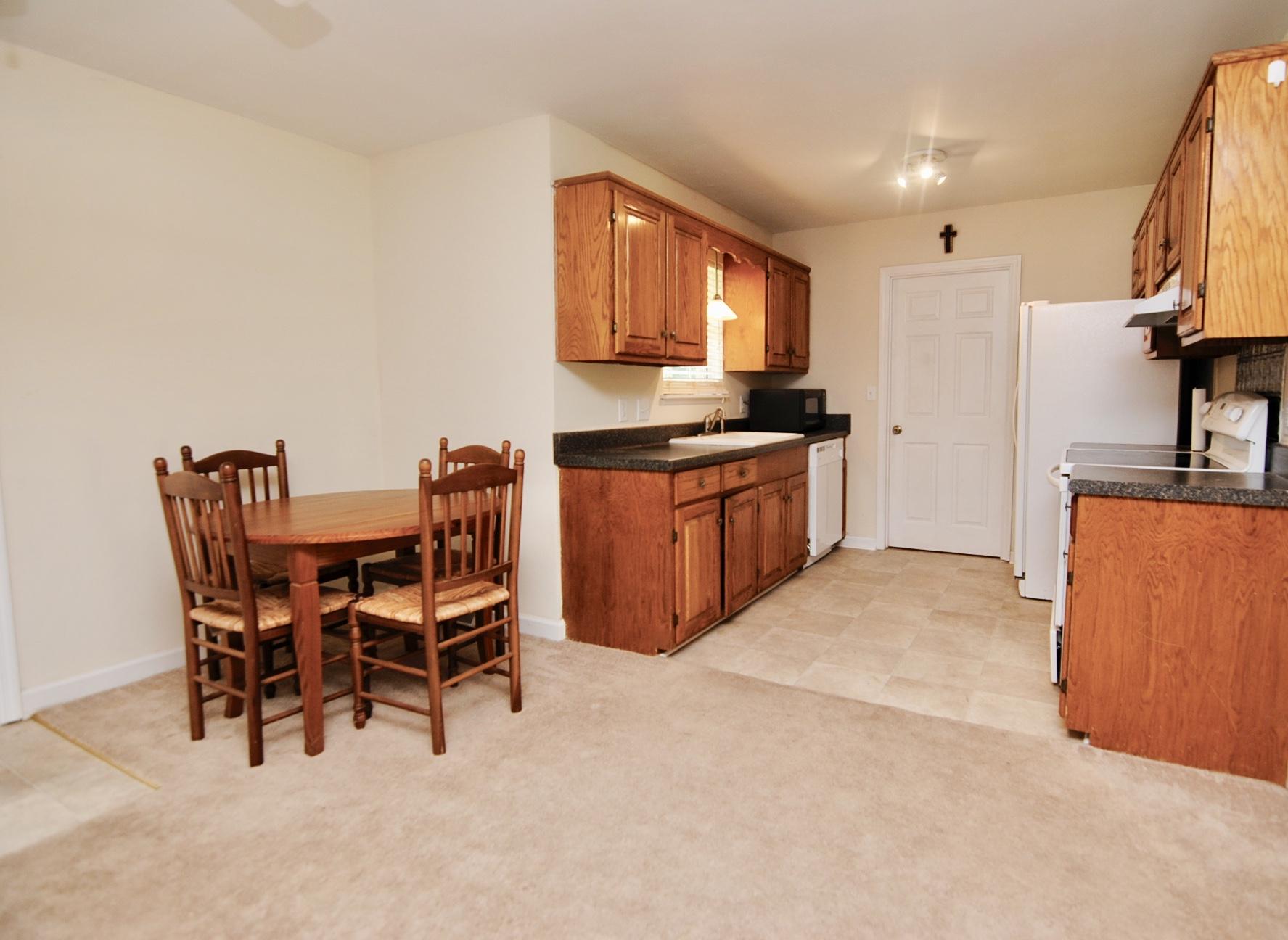 110 Sandy Drive Moncks Corner, SC 29461 - Photo 3 of 11 fullsizeoutput_21ee