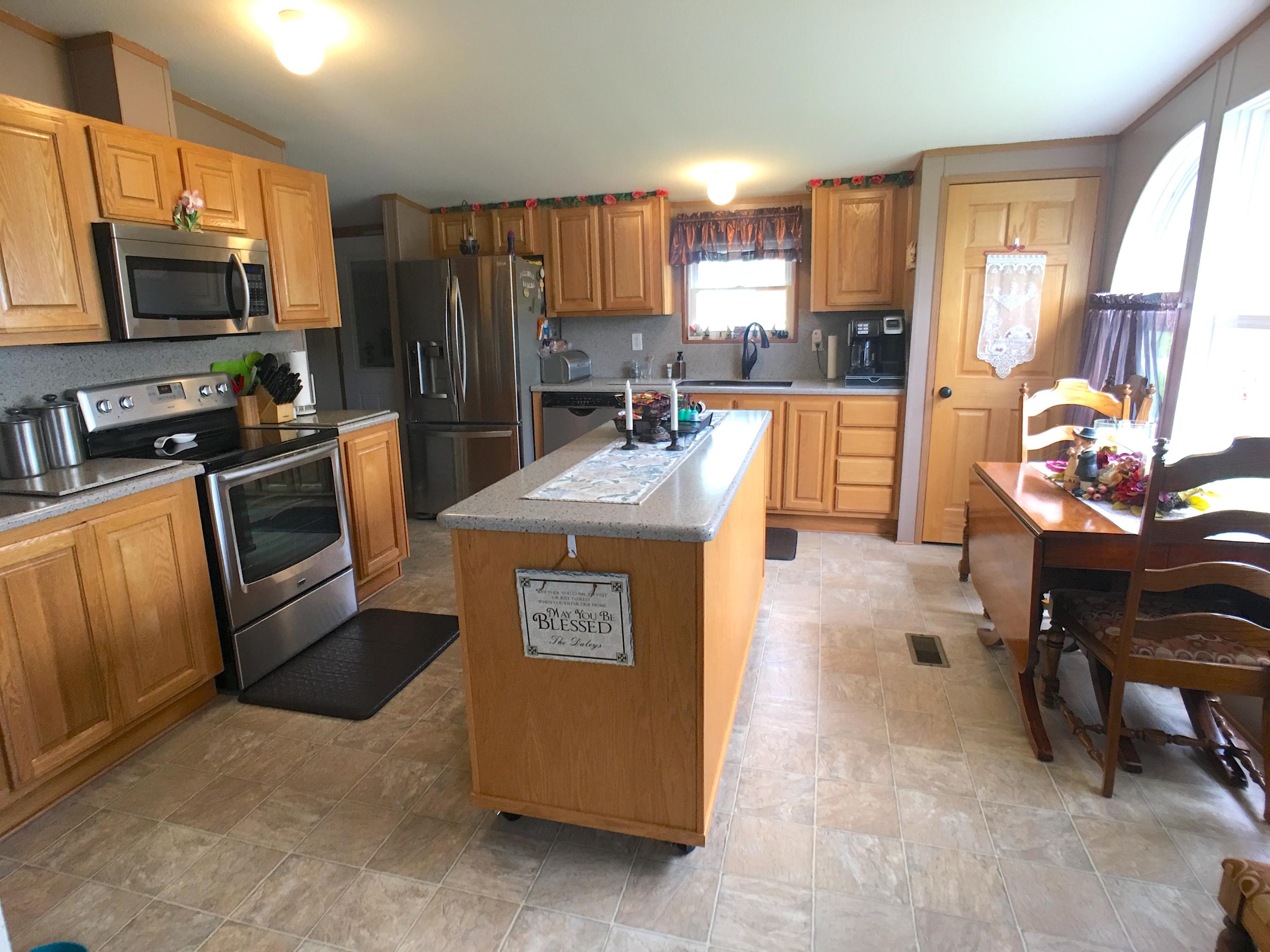 26036 South 670 Road Grove, OK 74344 - Photo 9 of 19 Gallery Image 9